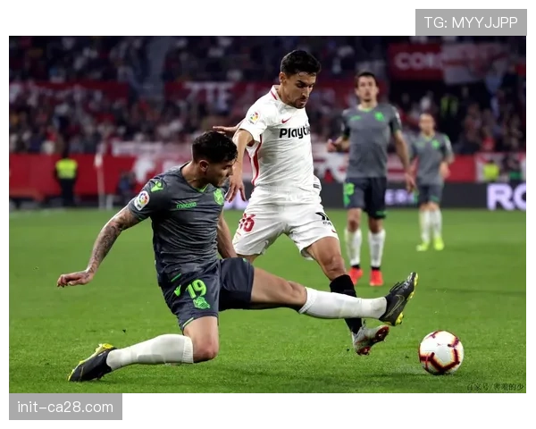 皇家社会1-0塞维利亚，久保建英助攻梅里诺头球破门