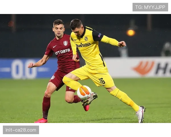 深度解析:博洛尼亚稳固防守体系的核心——双后腰的协同覆盖艺术 深度解析:博洛尼亚稳固防守体系的核心——双后腰的协同覆盖艺术